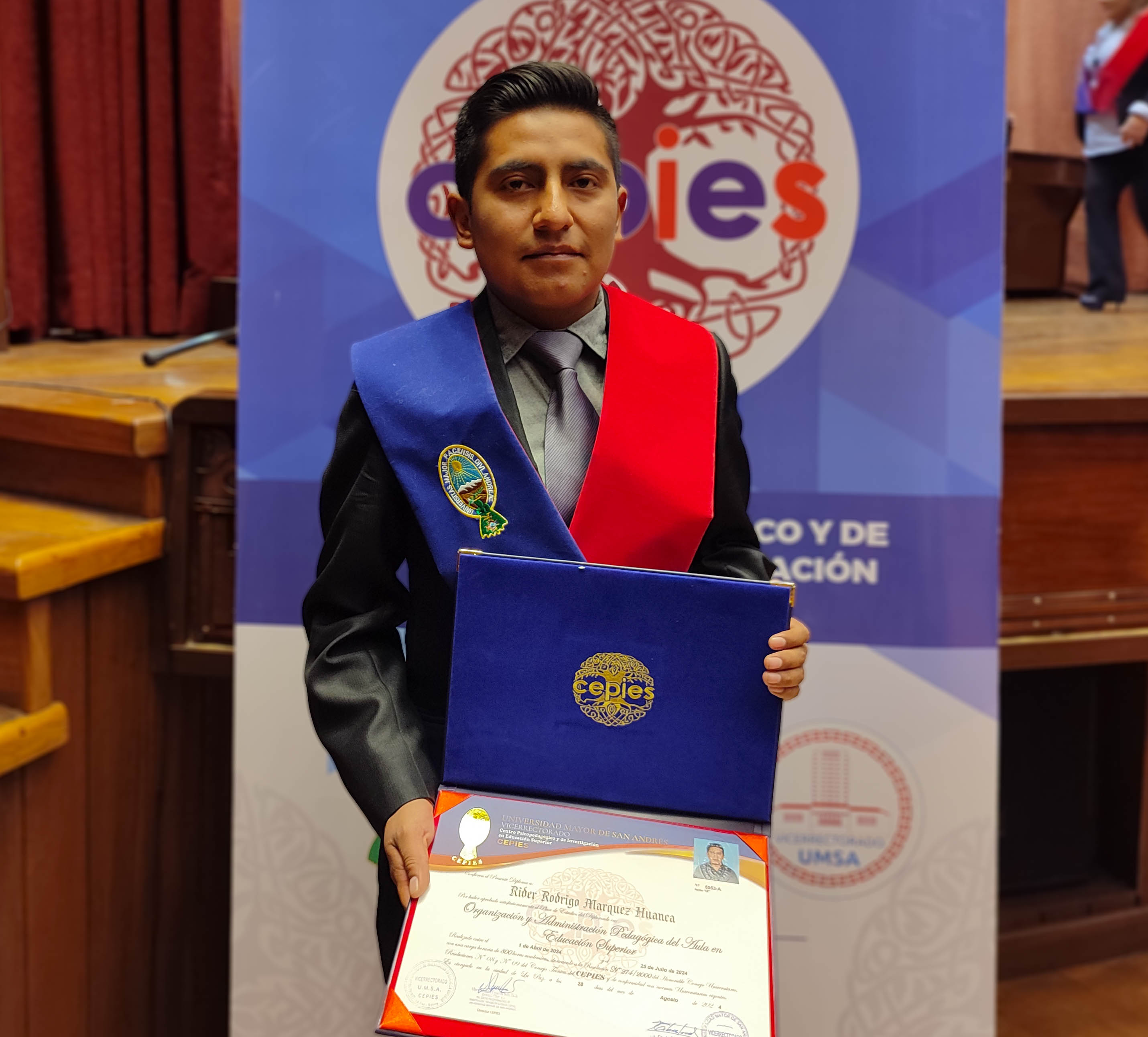 Graduación 87