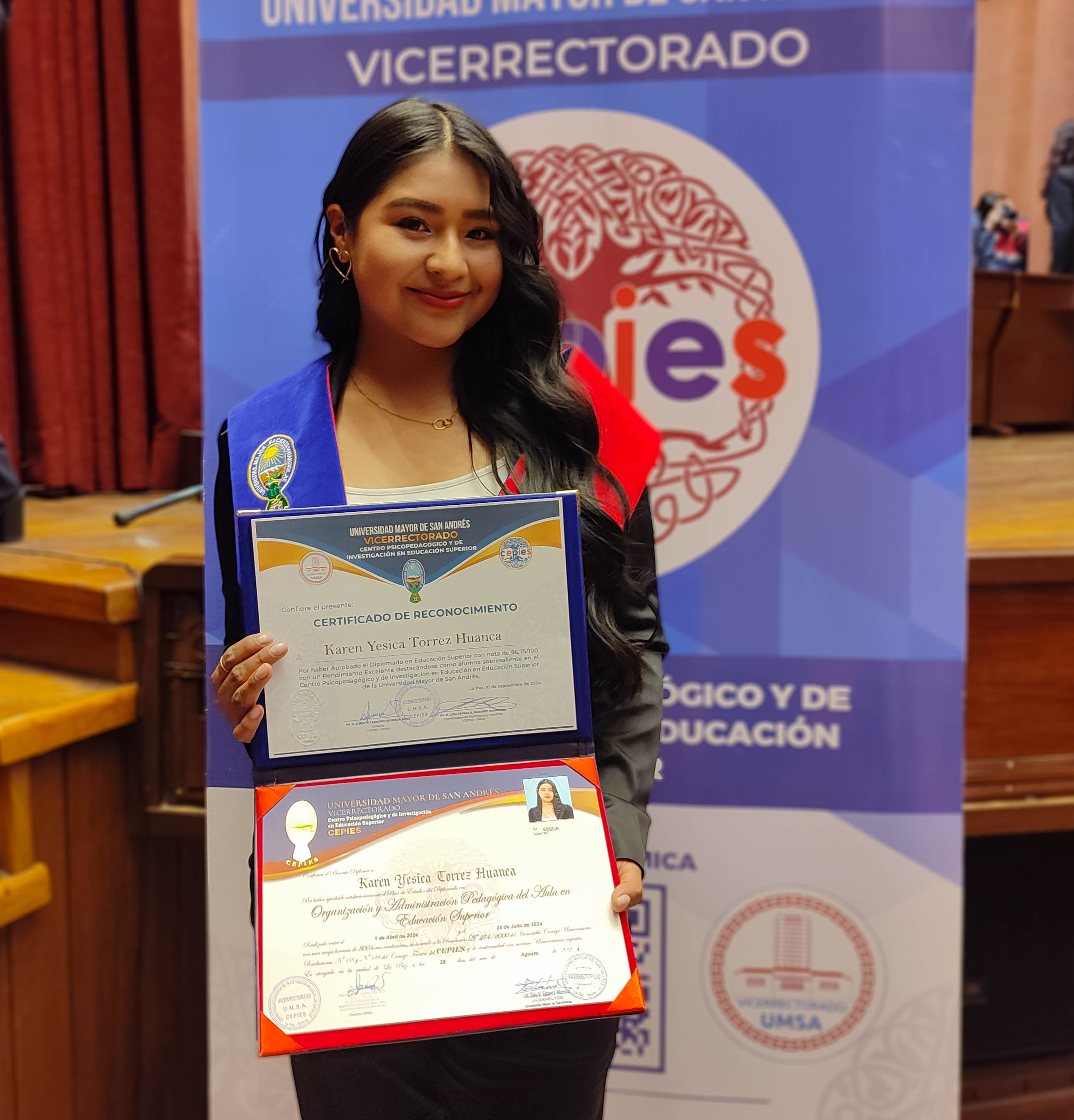 Graduación 104