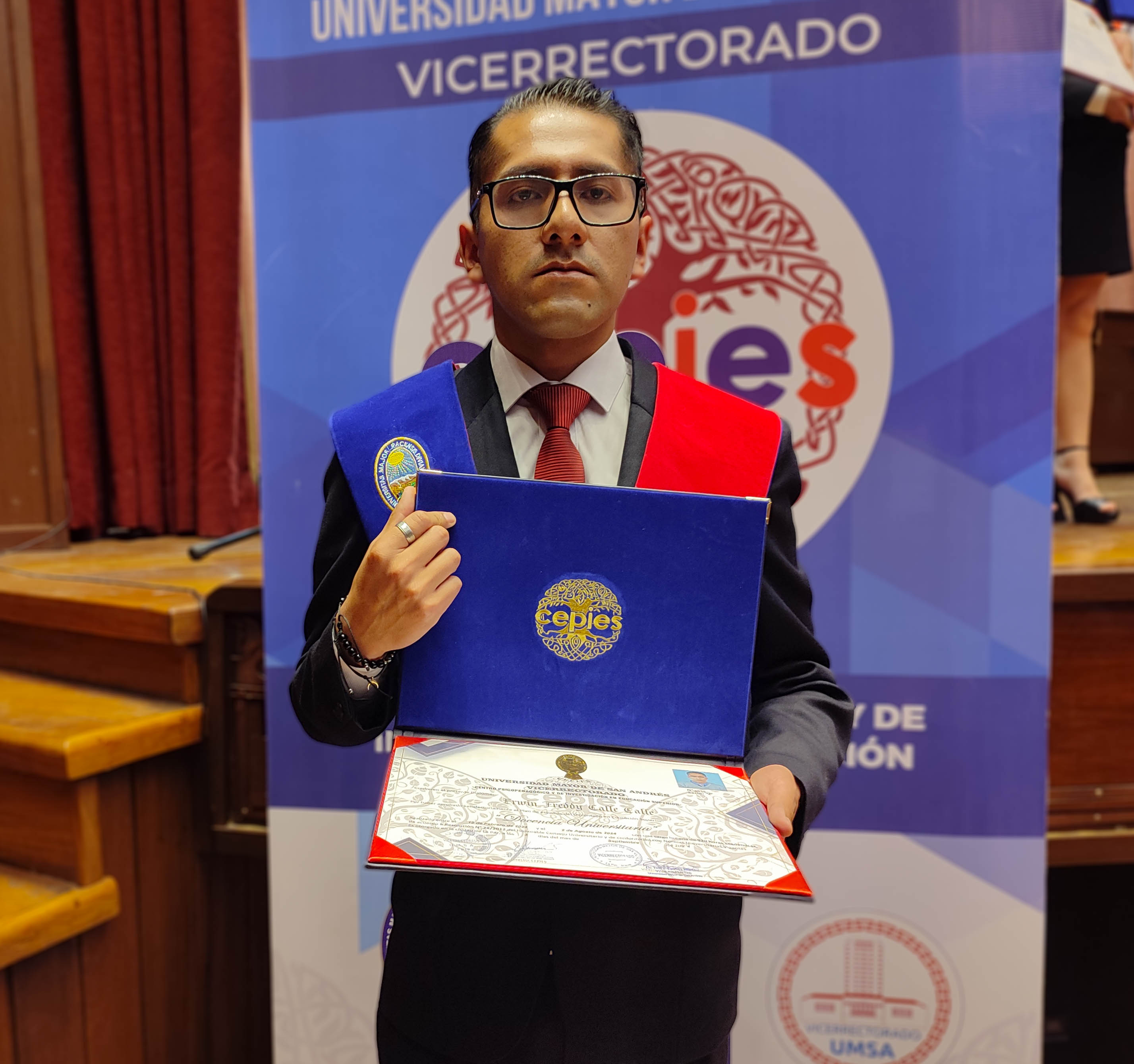 Graduación 129