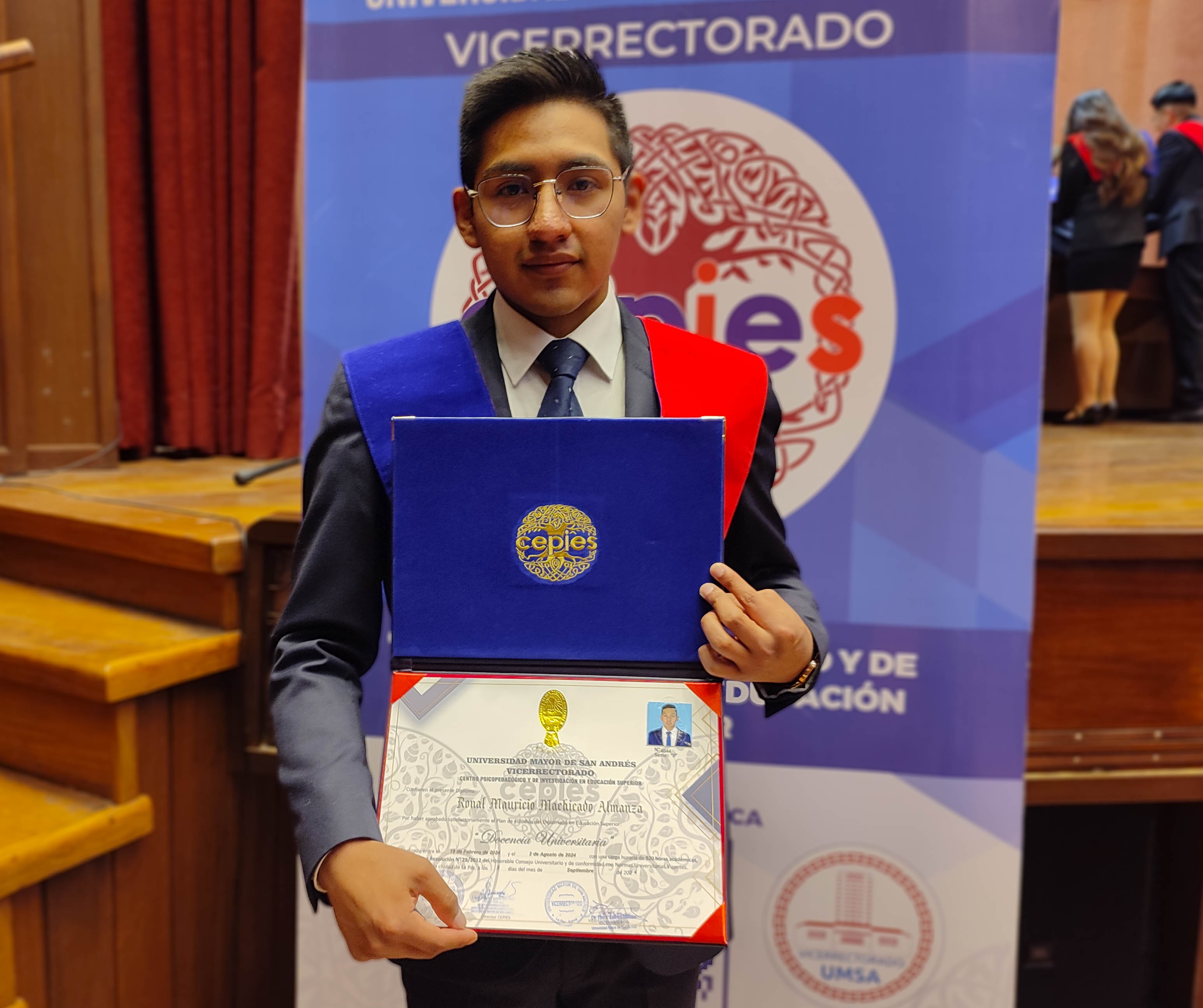 Graduación 70