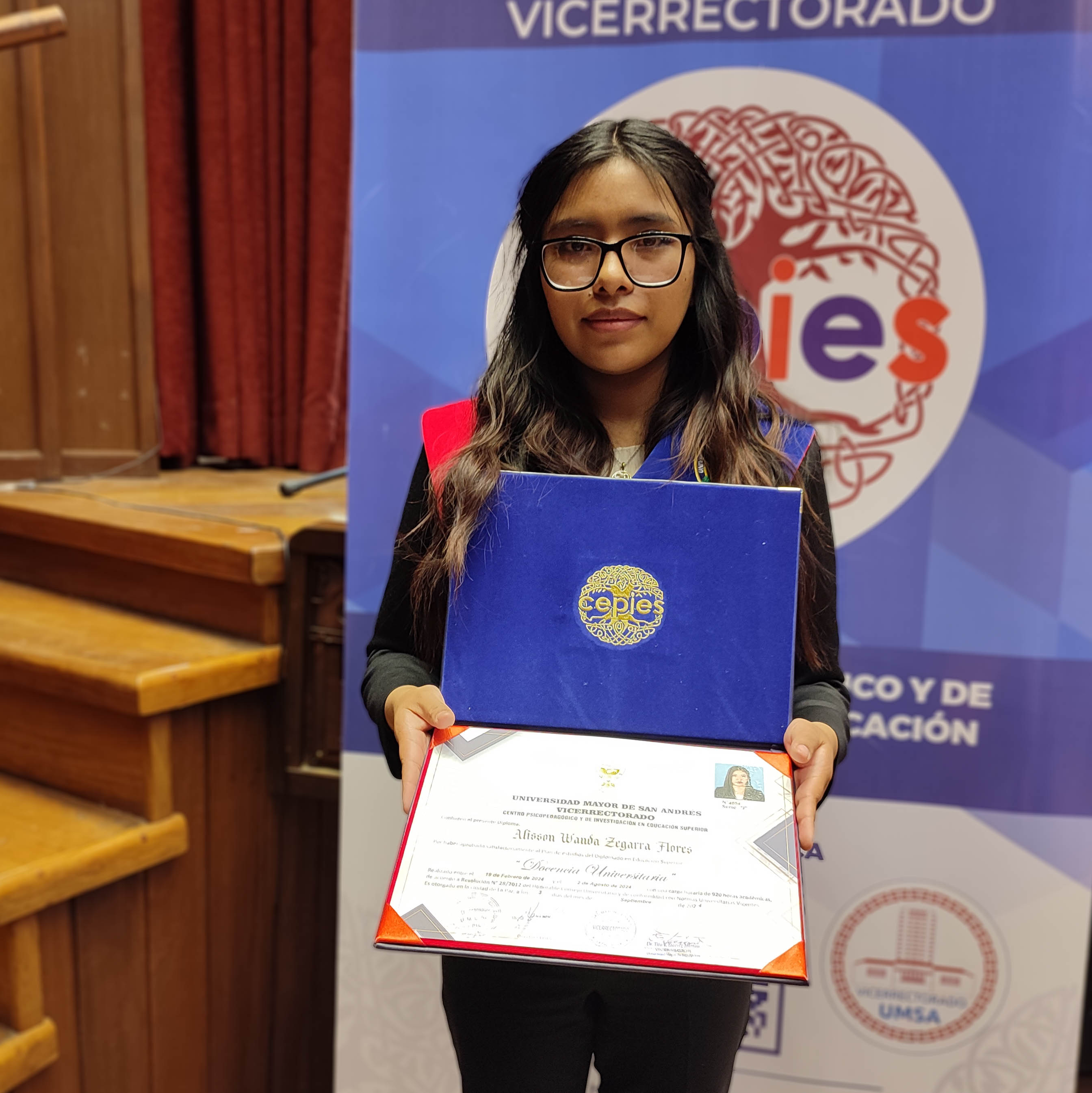 Graduación 75