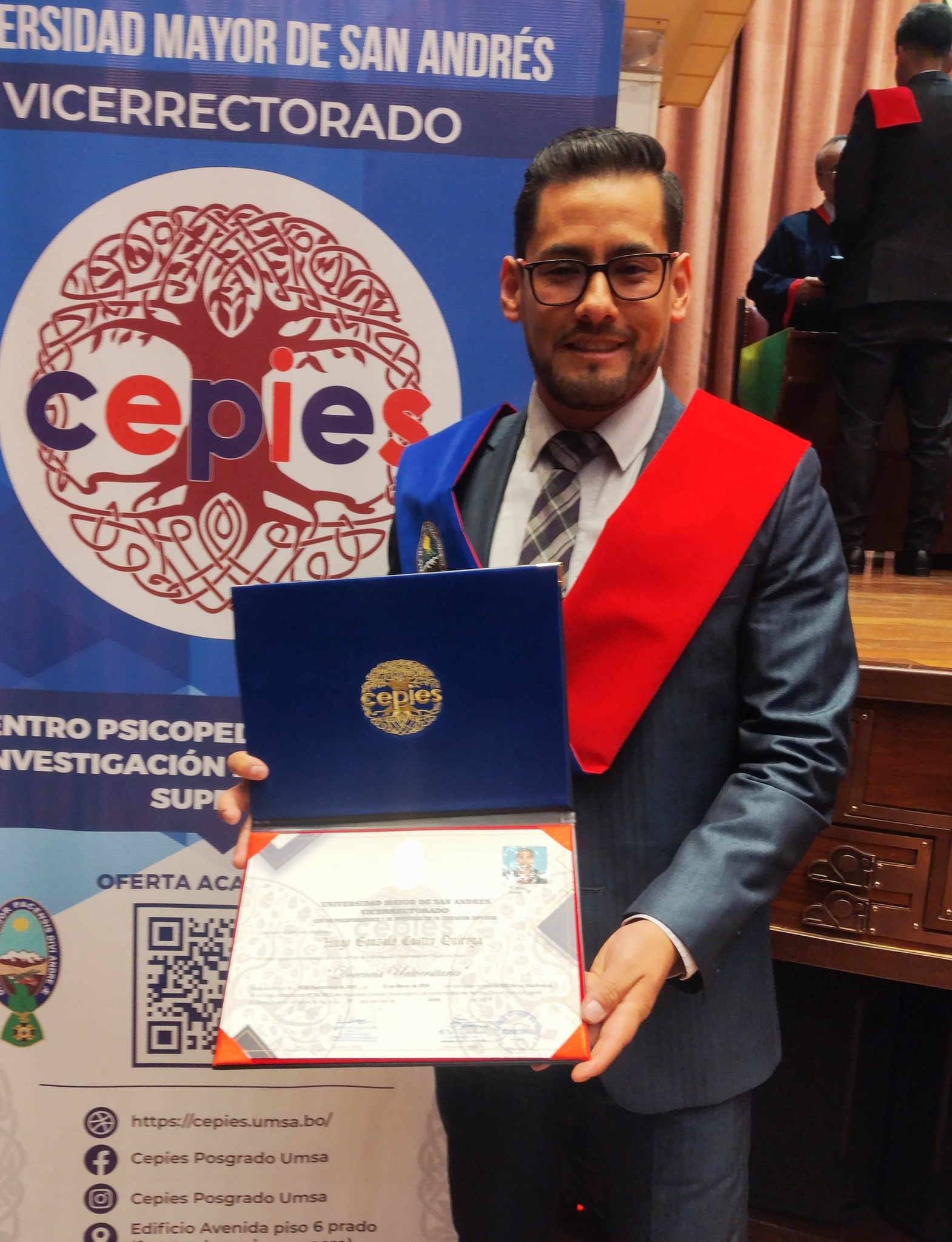 Graduación 105 