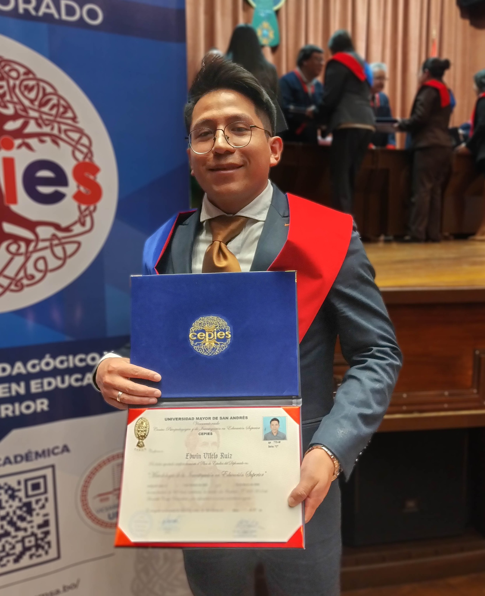 Graduación 28 