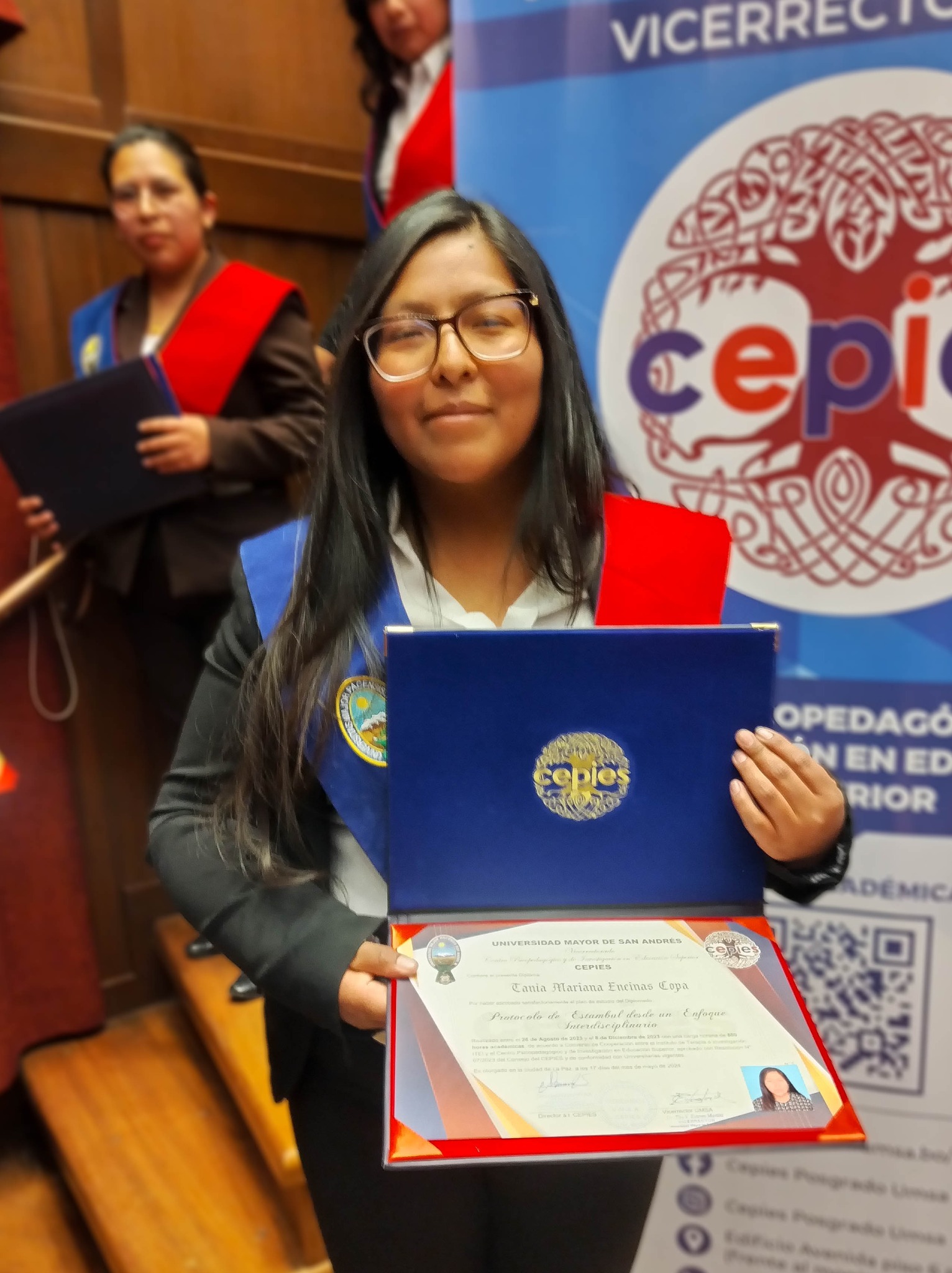 Graduación 27 