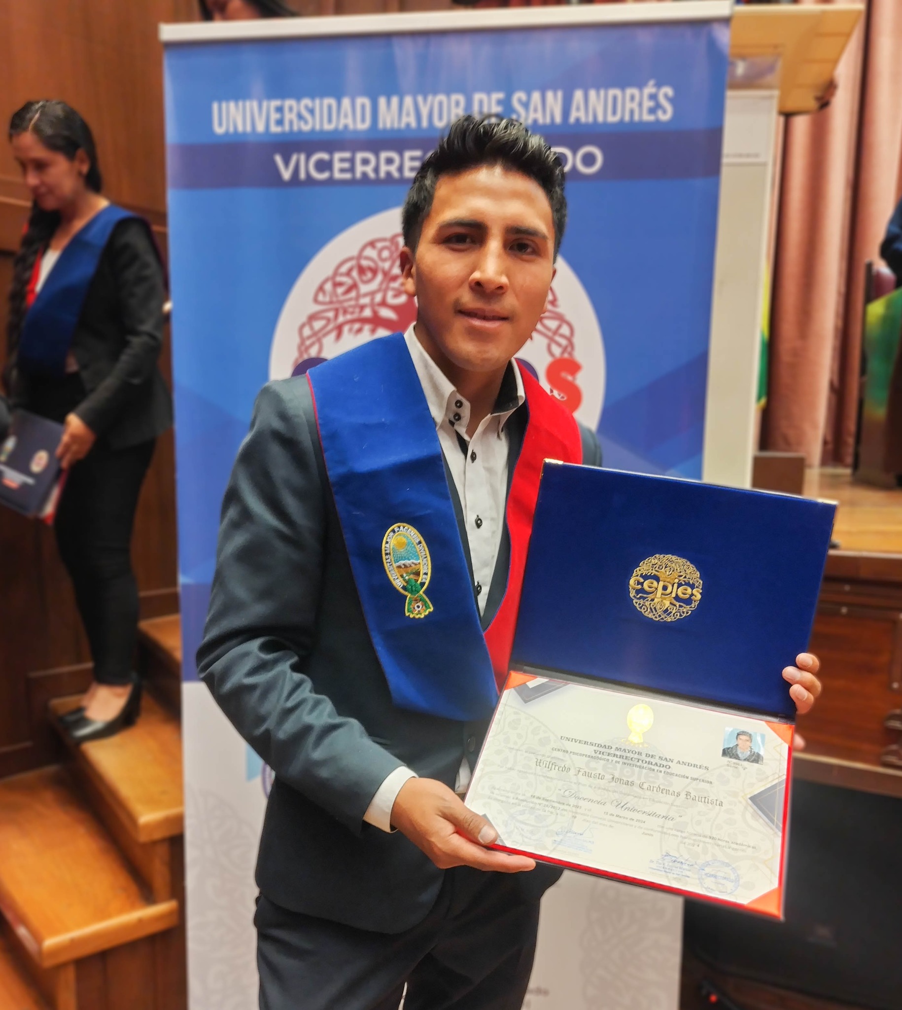 Graduación 115 
