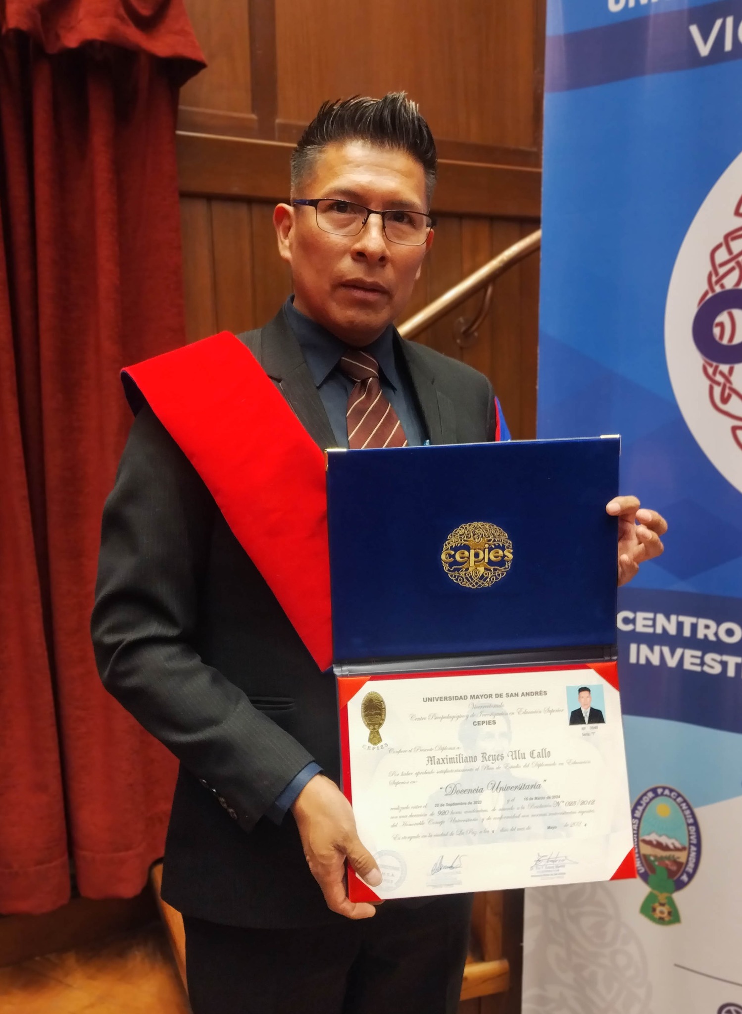 Graduación 49 