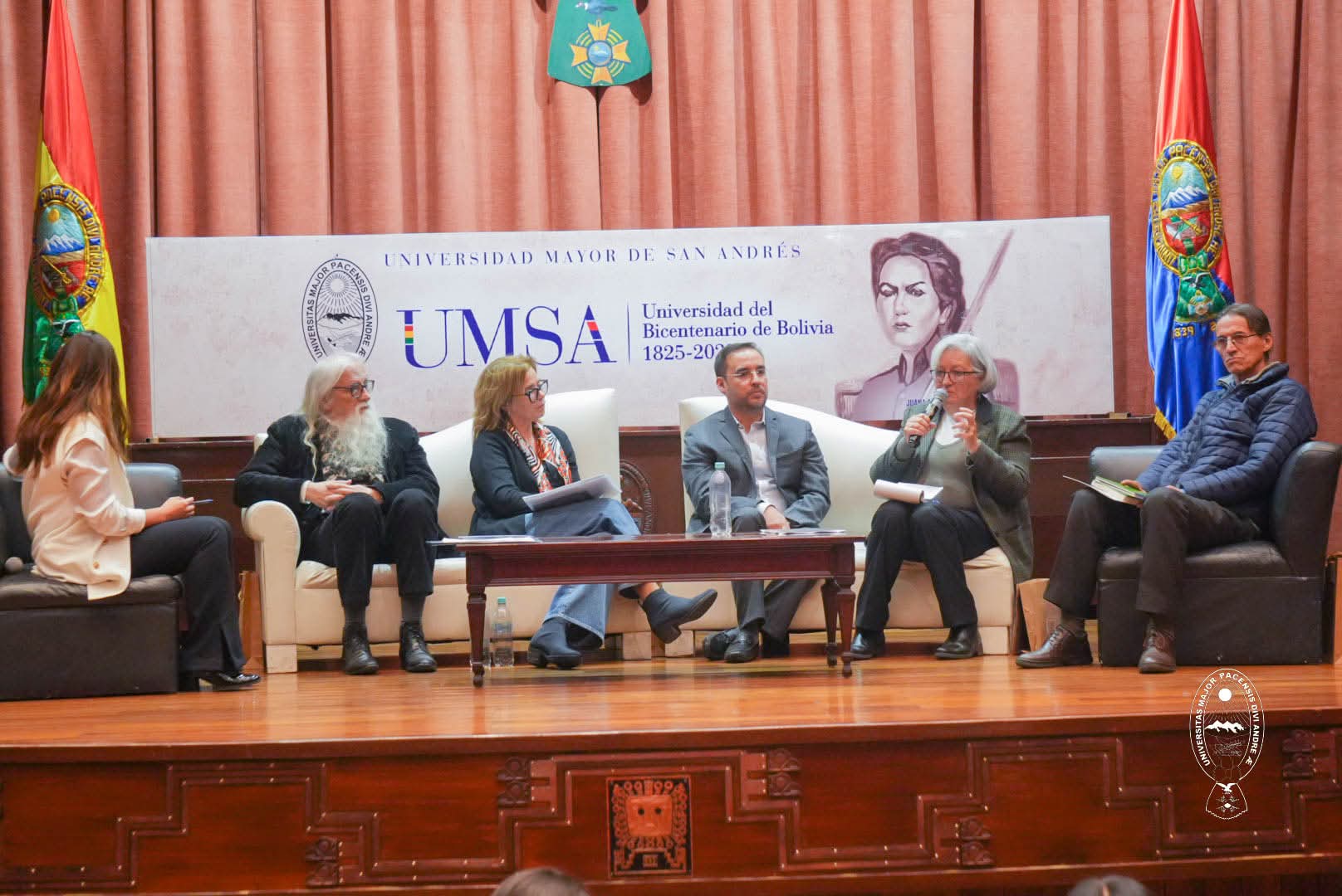 LA UMSA INAUGURA CICLO DE CONFERENCIAS PARA REFLEXIONAR SOBRE BOLIVIA EN SU BICENTENARIO