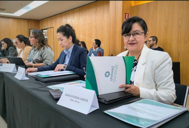 NUESTRA MAXIMA AUTORIDAD Ph.D. Maria Eugenia Garcia Moreno EN LA UNAMAZ 