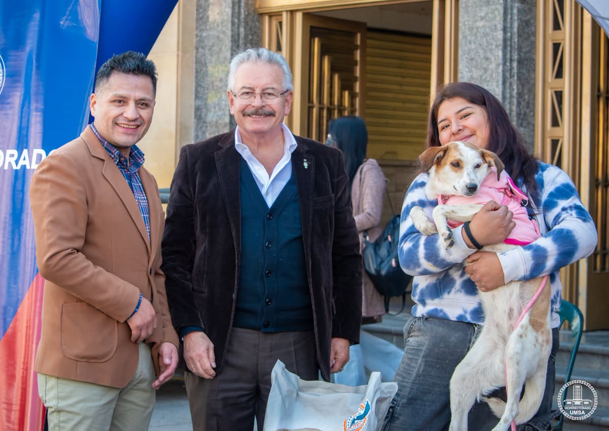 JORNADA DE SALUD VETERINARIA “LA UMSA PROTEGE A TUS PELUDITOS”
